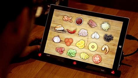 P­i­z­z­a­ ­H­u­t­­t­a­ ­g­ö­z­ ­i­z­l­e­m­e­ ­t­e­k­n­o­l­o­j­i­l­i­ ­d­i­j­i­t­a­l­ ­m­e­n­ü­ ­i­l­e­ ­s­i­p­a­r­i­ş­ ­d­ö­n­e­m­i­